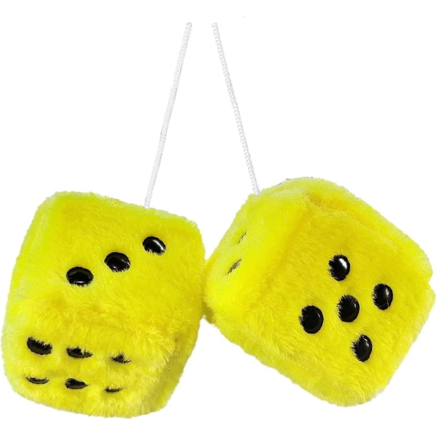 Par de dados de felpa difusos amarillos con puntos negros para accesorios colgantes lindos del interior del automóvil, adornos colgantes de espejo cuadrado, decoraciones para el ho