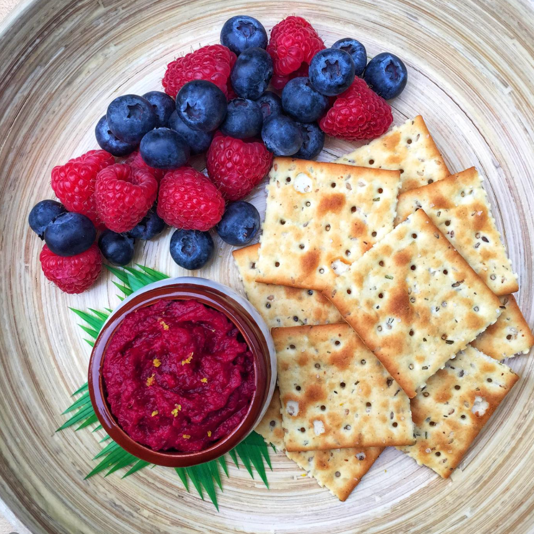 Suzie's Organic Saltines Crackers, Rosemary Sesame, Healthy Gourmet Baked Snack, 6 Pack, 8.8 oz