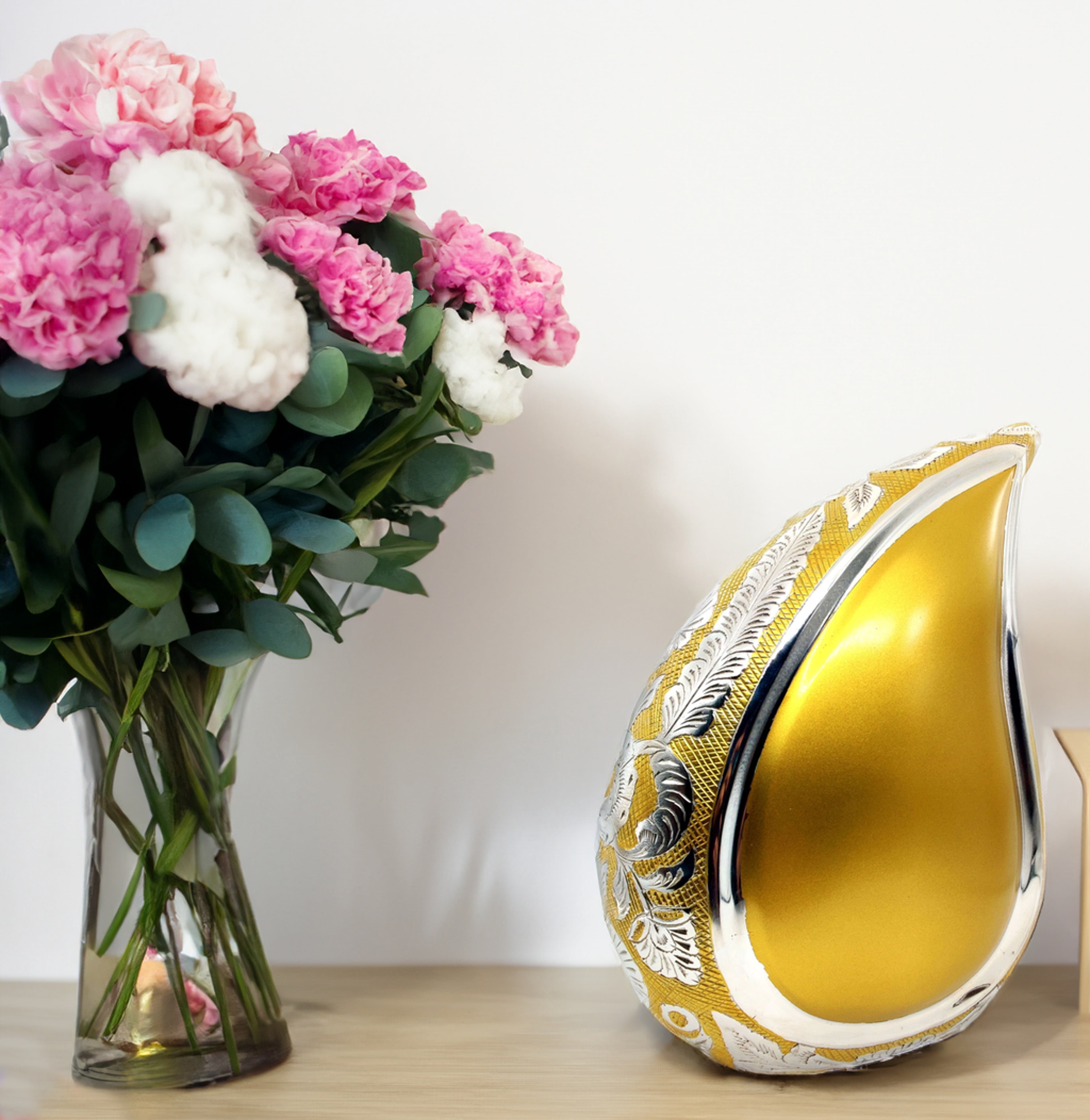 5MOONSUN5's Handcrafted TEARDROP Cremation Urn with hand engraved - Memorial URN for Human Ashes, Adult URN for Funeral, Burial, Columbarium or Home, Adult 200 Cubic Inches with Velvet Bag Gold