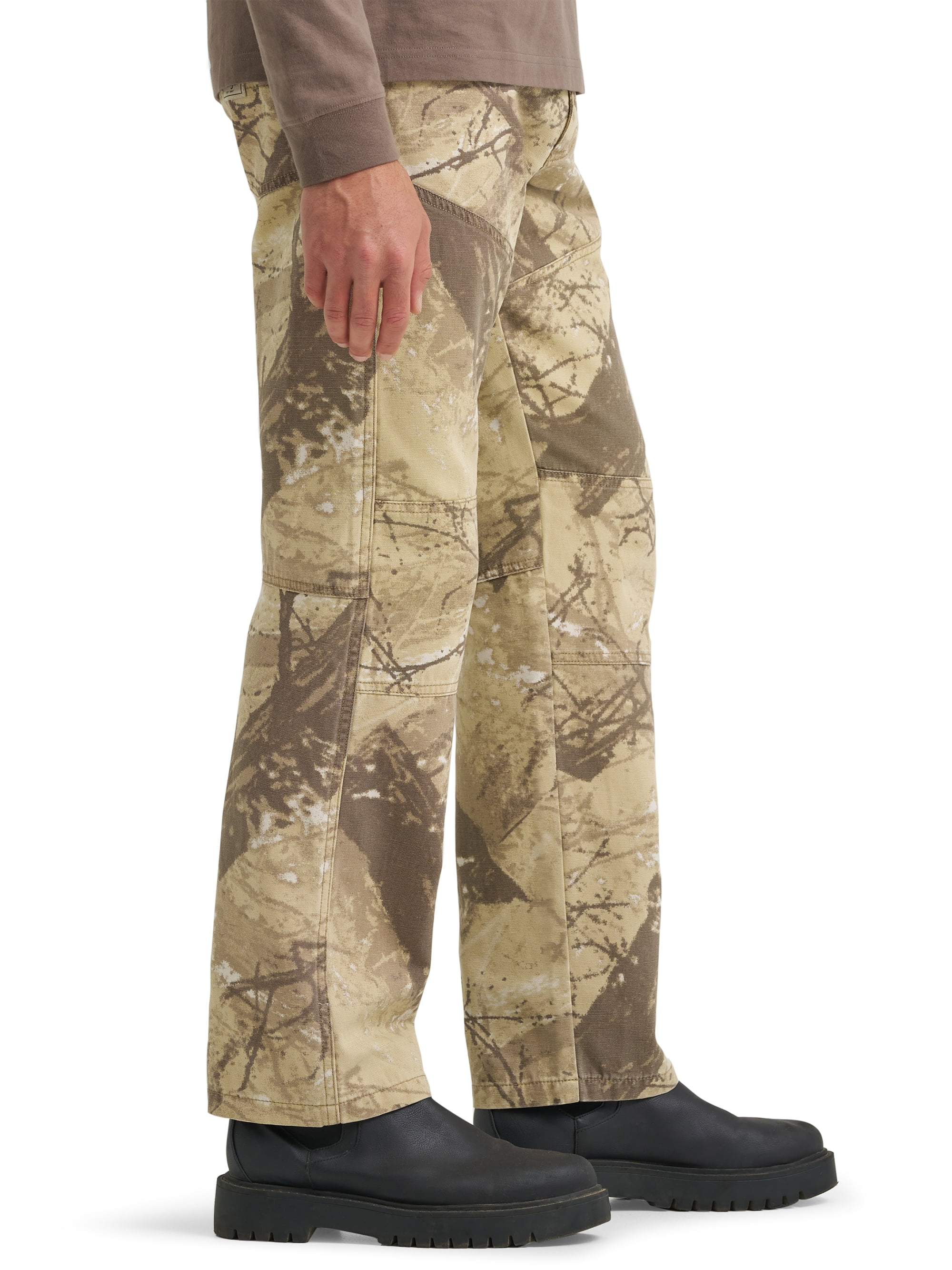Wrangler® Men's Denim Relaxed Fit Utility Streetwear Jeans