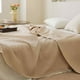 thumbnail image 2 of Manta de tejido gofre: manta ligera, suave, transpirable y lavada, perfecta para el verano; excelente capa para sofá cama, elegante decoración del hogar, 2 of 6