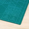 thumbnail image 3 of Tapis de Coupe Double Face 45x30cm Construction en PVC Durable Auto-Réparateur, 3 of 5