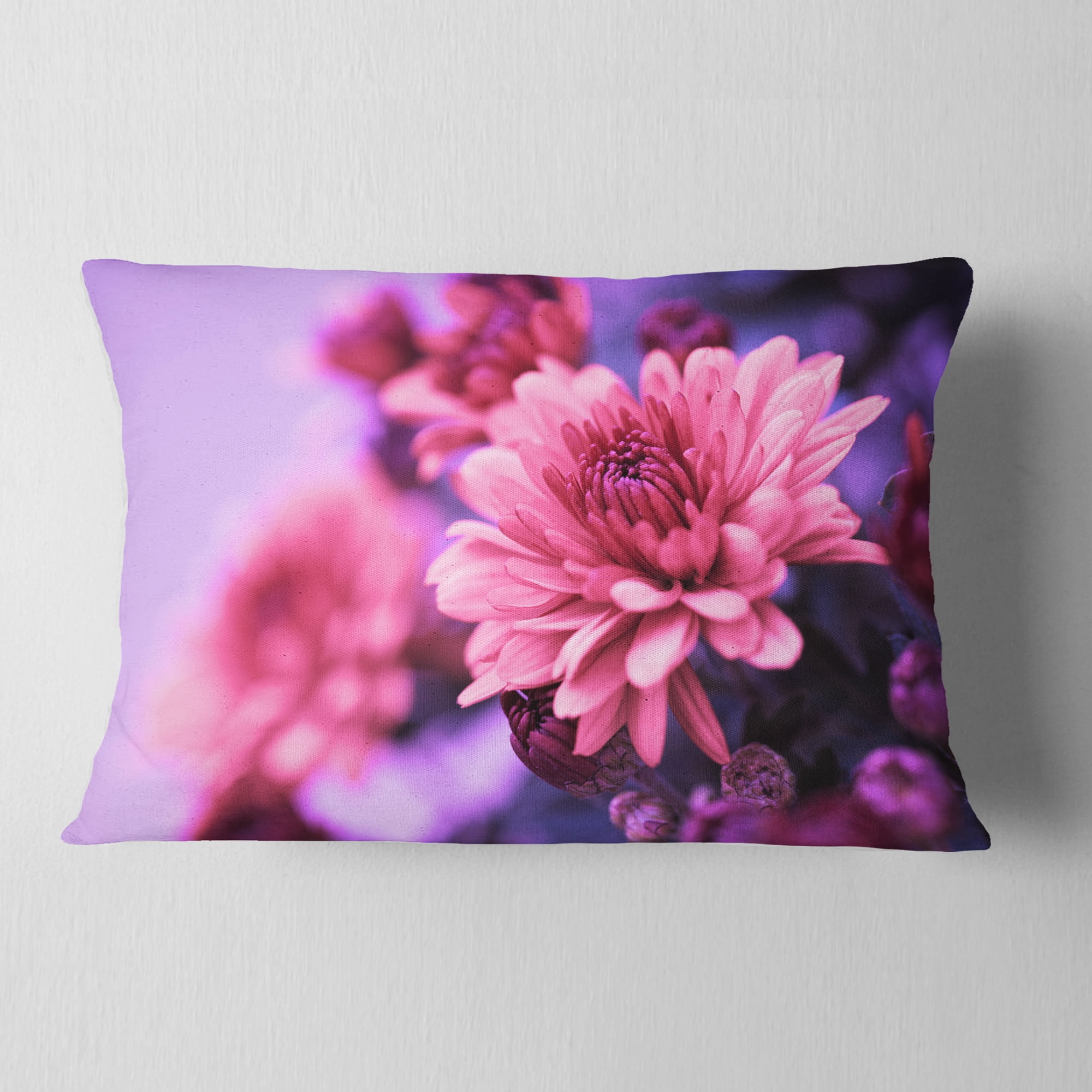 Designart Colorful Autumnal Chrysanthemum - Floral Throw Pillow - 12x20