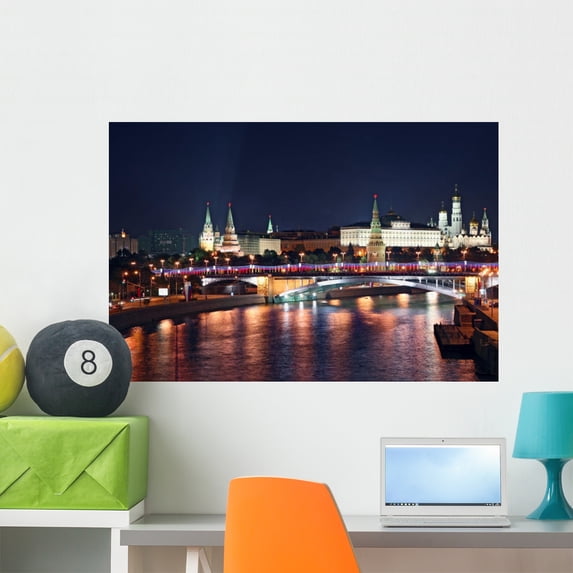 Kremlin Moscow Wall Mural Decal by Wallmonkeys Vinyl Peel and Stick Graphic (36 in W x 24 in H)