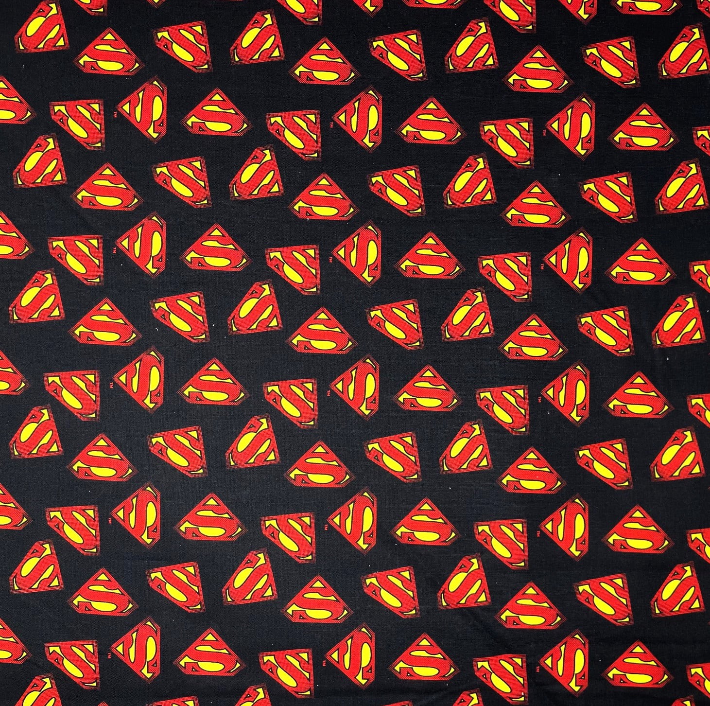 1 Yard - DC Comics Superman Shield on Black Cotton Fabric (Great for Quilting, Sewing, Craft Projects, Throw Pillows & More) 1 Yard X 44" Wide