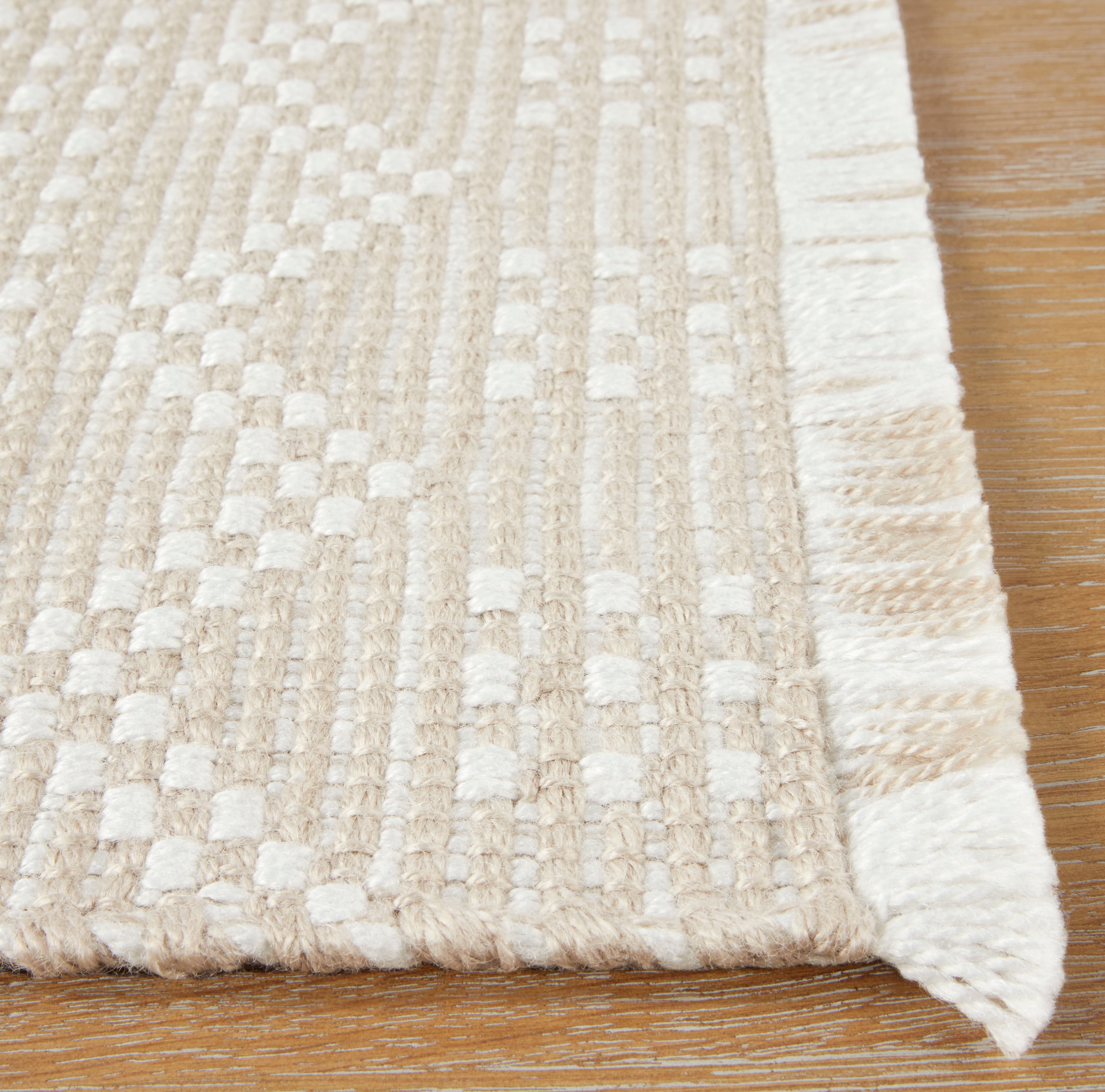 Better Homes & Garden Wisteria Vinyl Placemat Set, Beige, 14"W x 21"L, 4 Piece