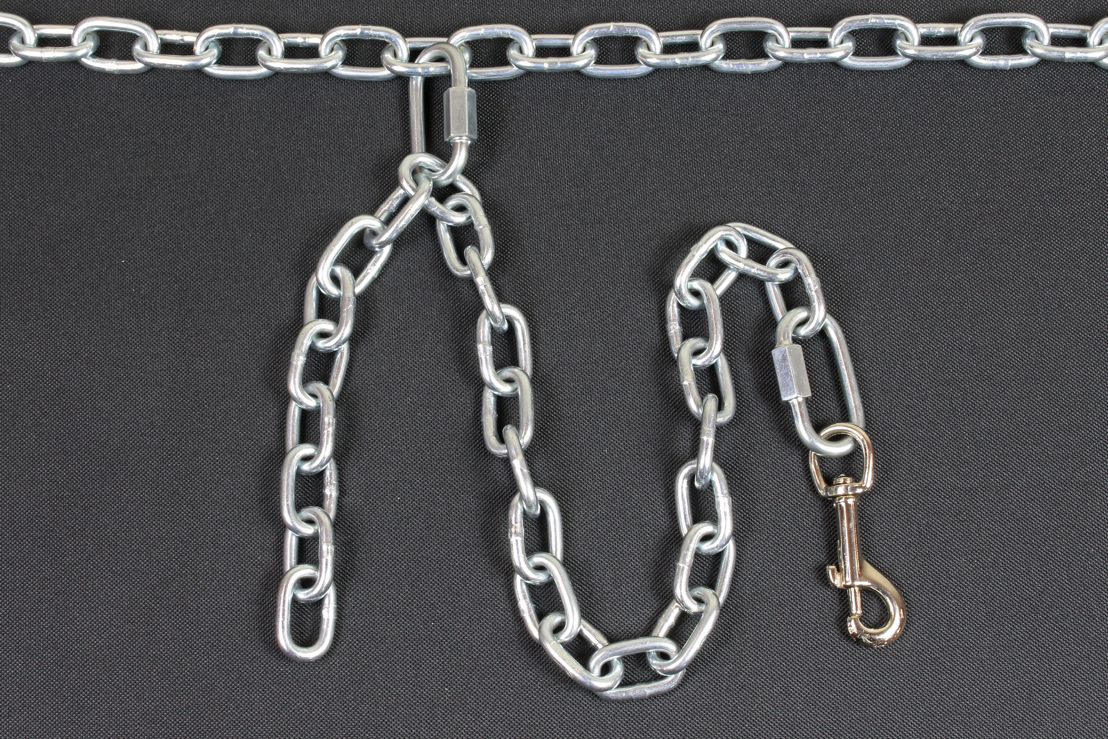 Bushwhacker - Chew Proof Truck Bed Dog Tether Chain SUV Pet Leash Harness Vehicle Restraint Barrier Cable Tie Down Out