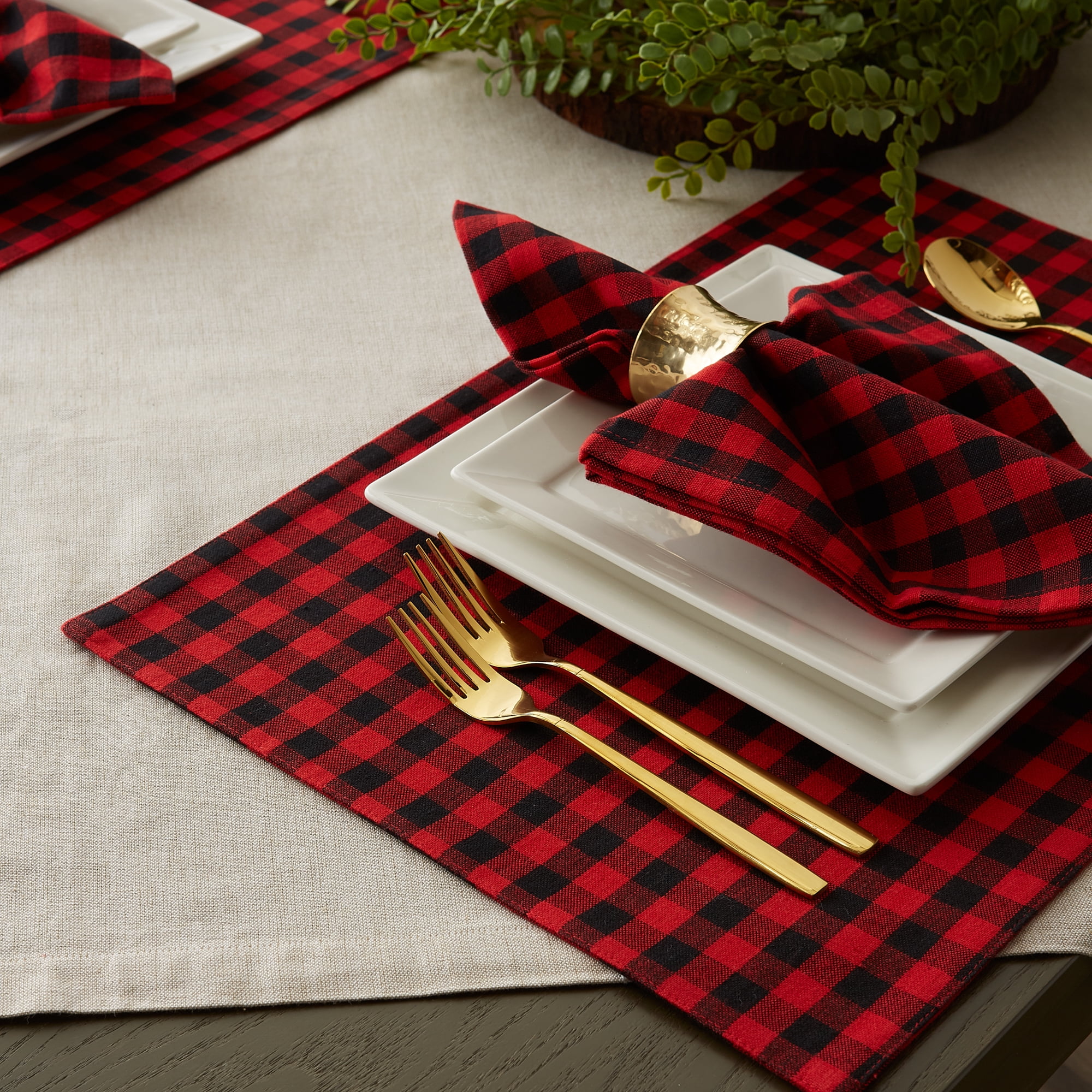 Red/Black Reversible Gingham/Buffalo Check Placemat Set