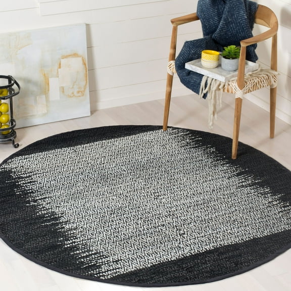 SAFAVIEH Vintage Leather Rordan Diamond Trellis Area Rug, Light Grey/Black, 4' x 4' Round