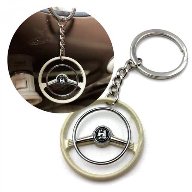 1948-58 Petri 2 Spoke Beige Banjo Steering Wheel Keychain - Wolfsburg Button