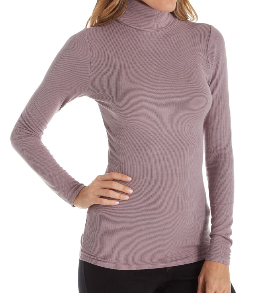 three dots turtleneck