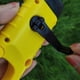 thumbnail image 4 of Linterna LED de emergencia para exteriores con manivela y dínamo Solar (amarillo), 4 of 7