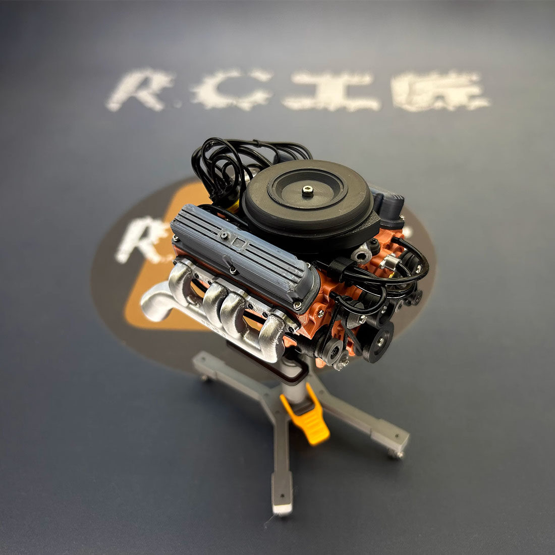 V8 1/10 Mini Internal Combustion Engine Model Static Display for RC Climbing Car Desktop Collector Gift