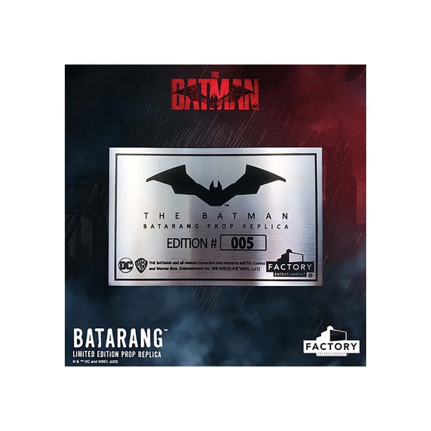 Batman Batarang Replica | Articulated figures for ecommerce