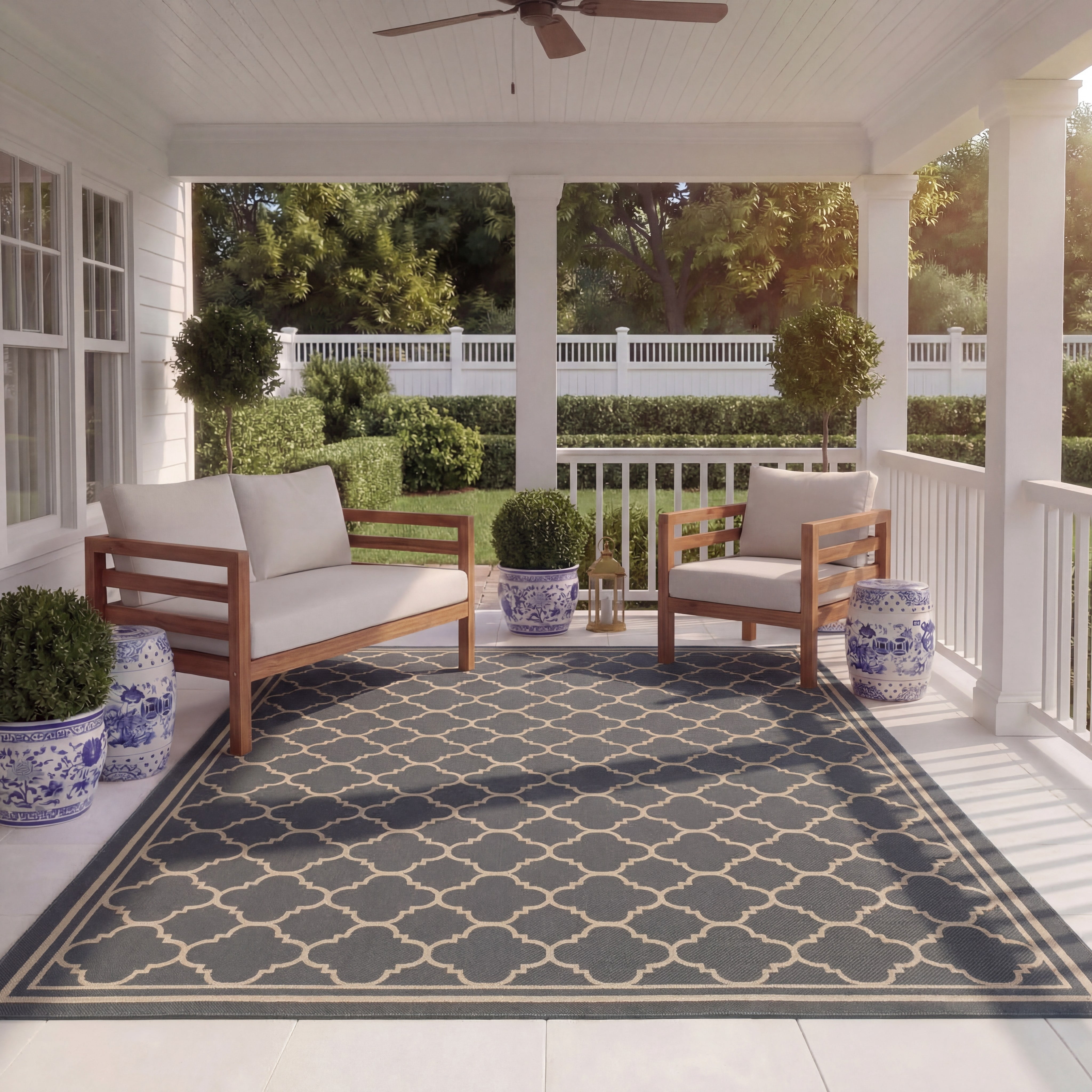 Safavieh Courtyard Alina Geometric Quatrefoil Indoor/Outdoor Area Rug, Anthracite/Beige, 7'10" x 7'10" Square