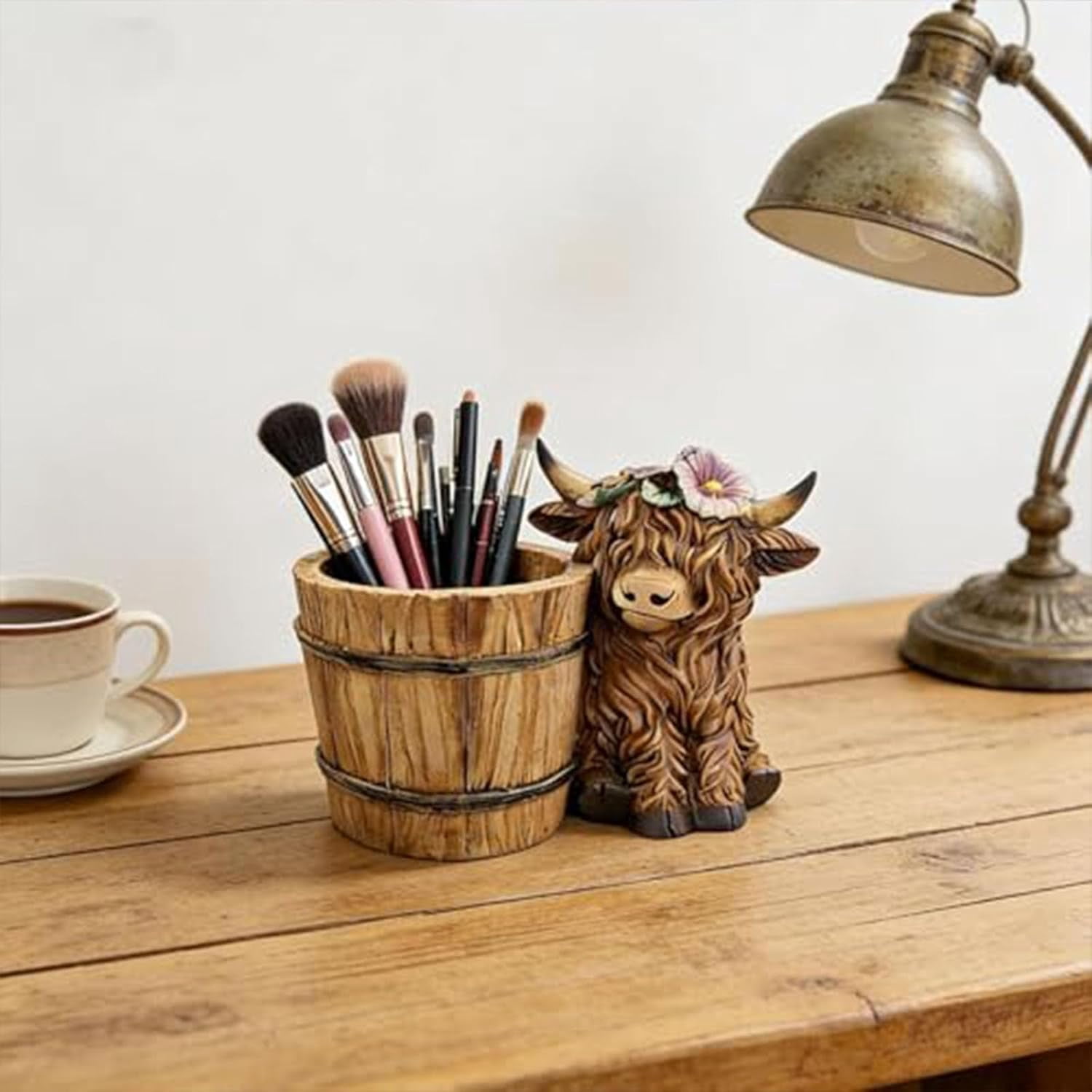 Highland Cow Succulent Planter Pot with Drainage Hole, Cute Resin Wooden Barrel Plant Container for Farmhouse Decor, Gardening Gift for Animal Lovers (1 or 2 Pack)