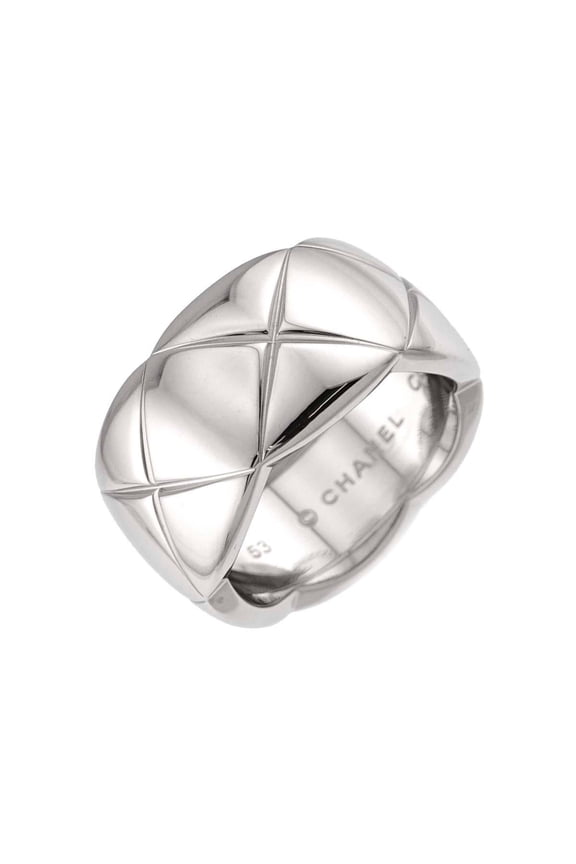 Pre-Owned Chanel Coco Crush Large LM #53 Ring, 18K WG White Gold 750 Matelass Ring