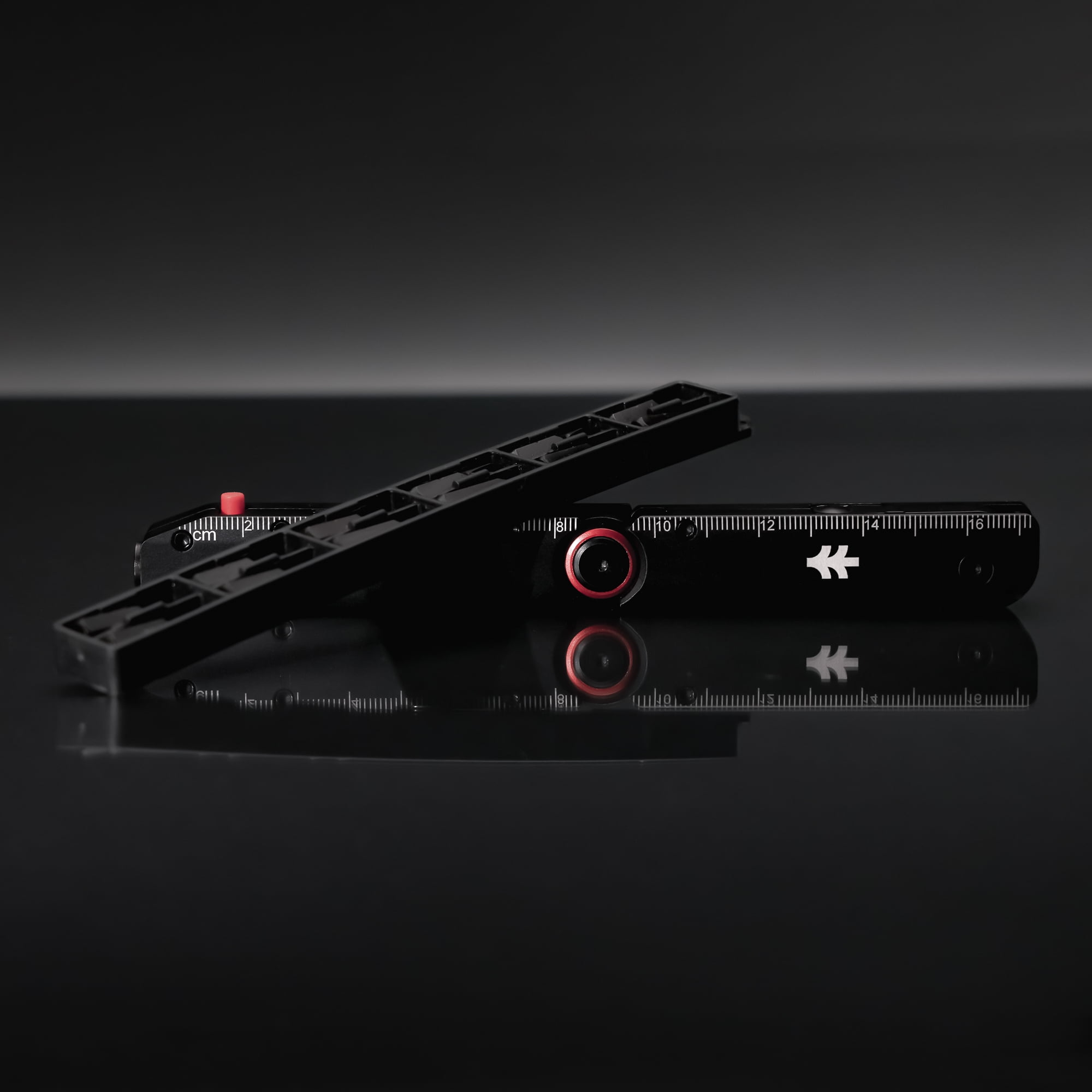 Swiss Tech Taktstock AUS-8 Steel Blade 26-in-1 Folding Multitool