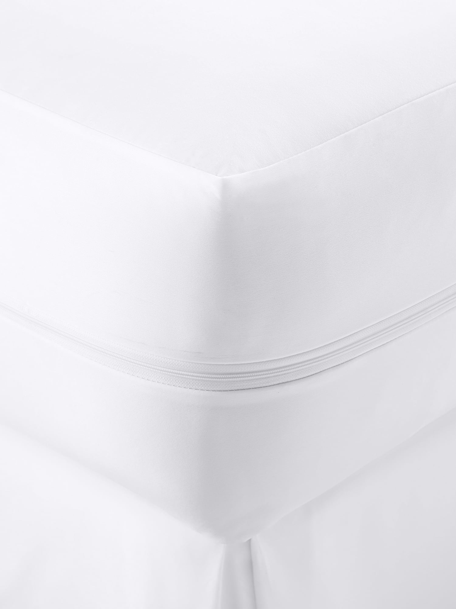 Waterproof Zippered Mattress Protector - Full Encasement Bed Bug Protection for Twin XL Size Beds by Comfort Canopy