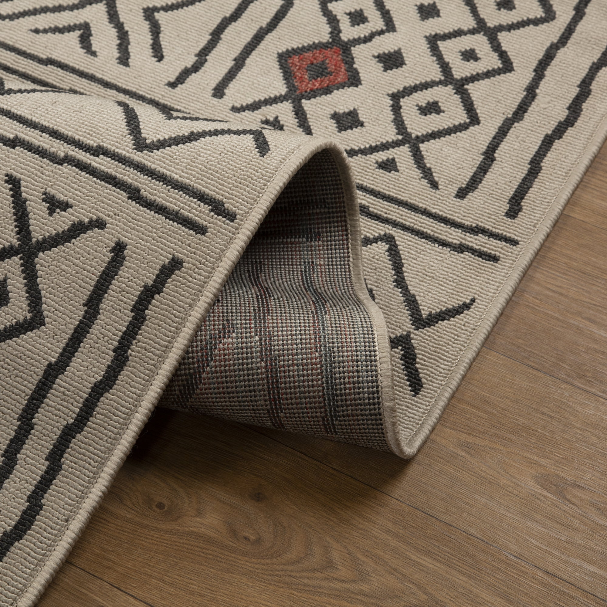 Ox Bay and Evette Rios Dora 5' x 7' Ivory/Black Diamond Indoor/Outdoor Area Rug