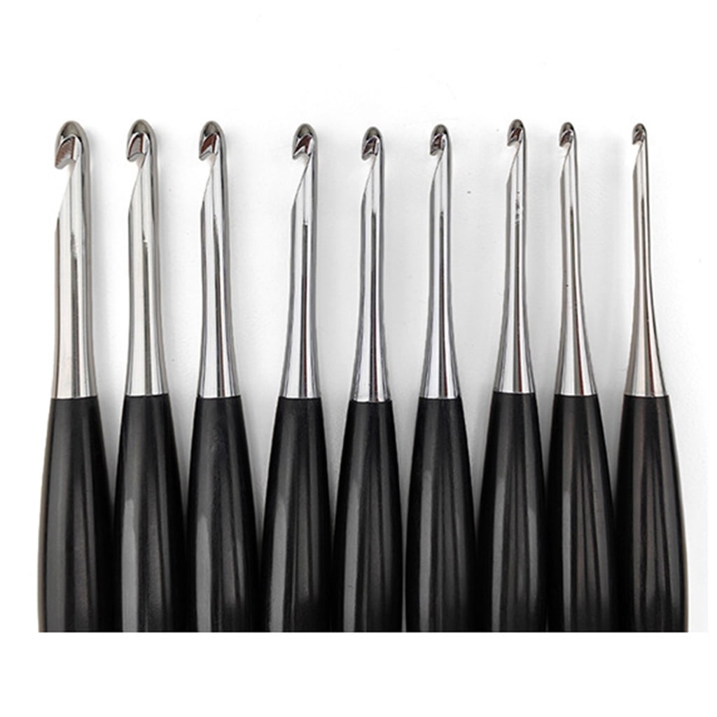 1 Set Crochet Hook 3.5mm-8.0mm Crochet Needle Wood Handle Knitting Needle Craft Accessories for Women