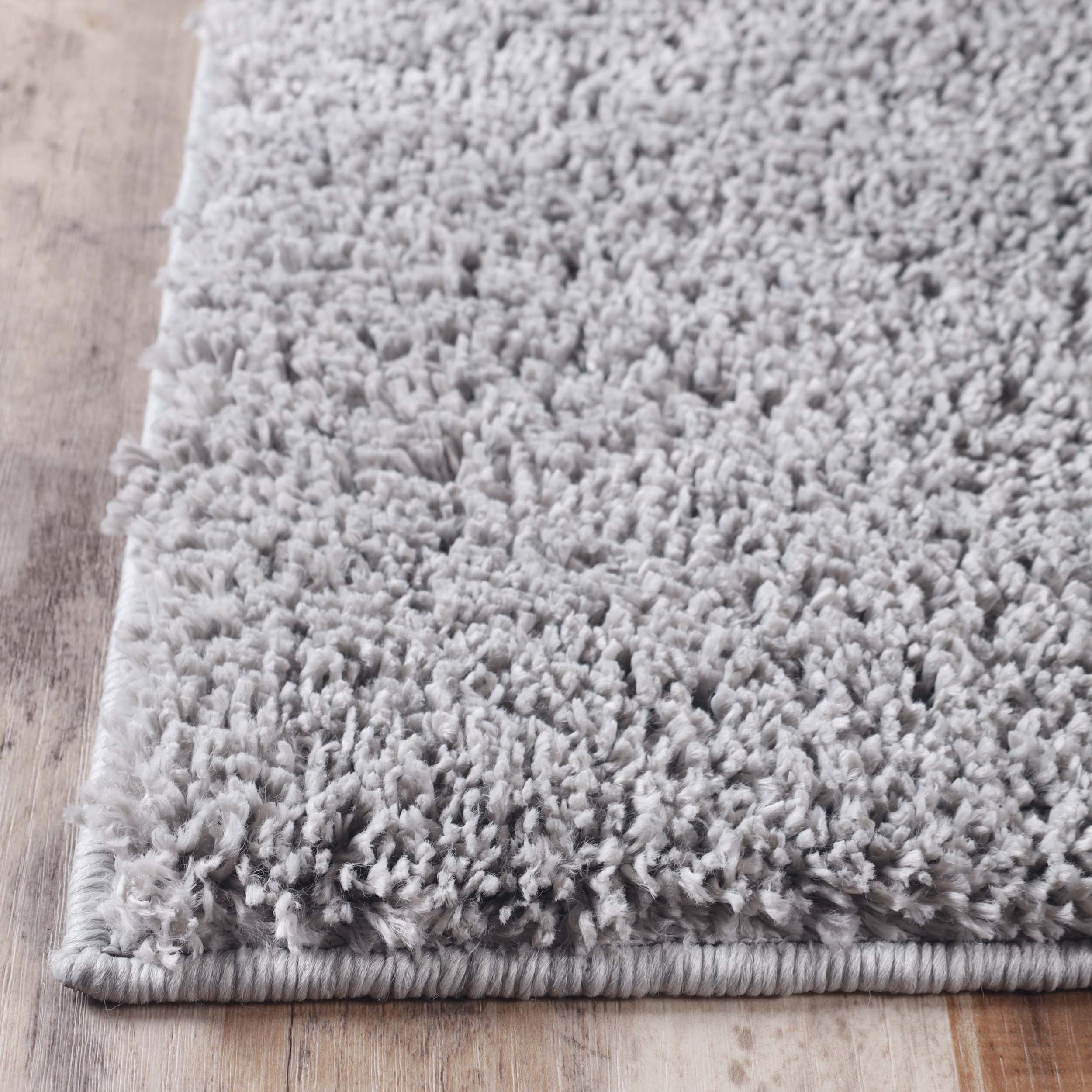 BNM Solid Indoor Shag Runner or Area Rug, 4' x 6', Silver