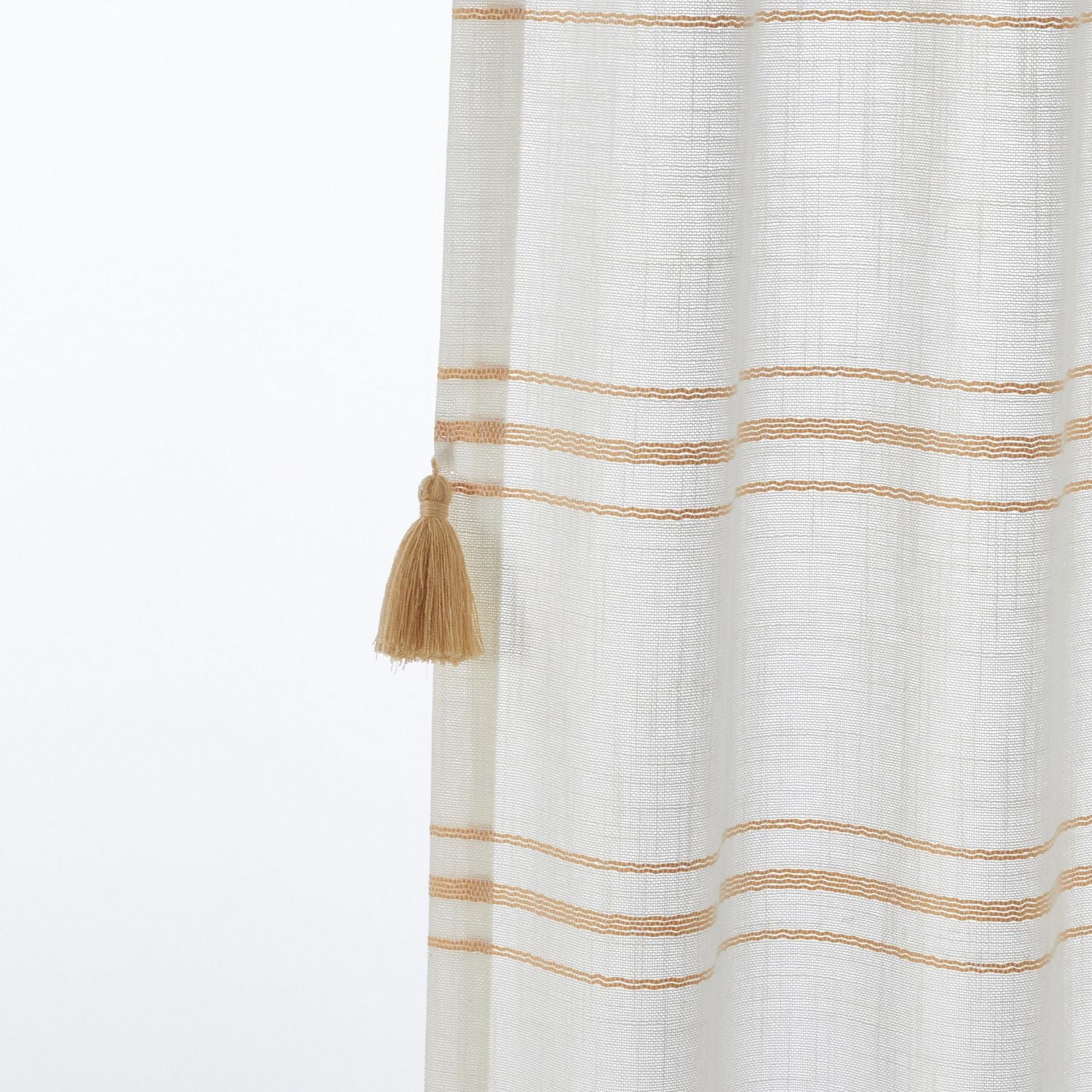 Panneau de rideau à rayures et franges en poly-coton filtrant la lumière Better Homes & Gardens, 50 x 84 pouces, Vert Panneau de rideau à pompons filtrant la lumière