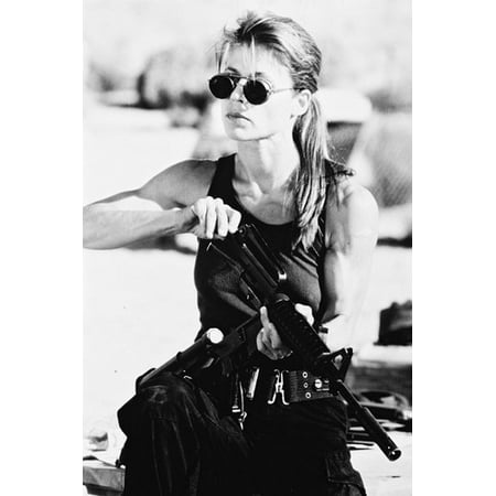 Linda Hamilton as Sarah Connor in sunglasses loading rifle Terminator 2 24x36 Poster
