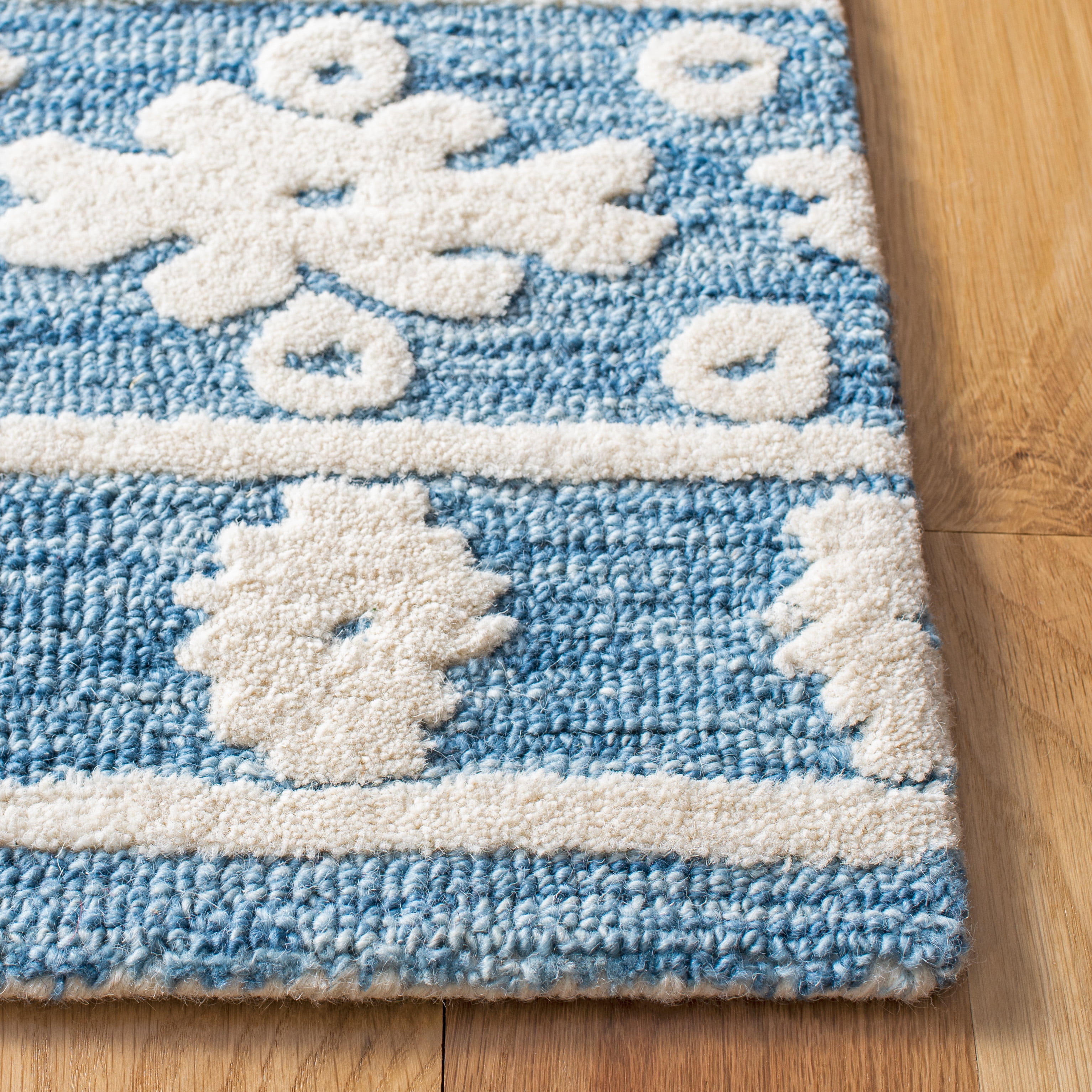 SAFAVIEH Aspen Kerry Geometric Runner Rug, Blue/Ivory, 2'3" x 9'