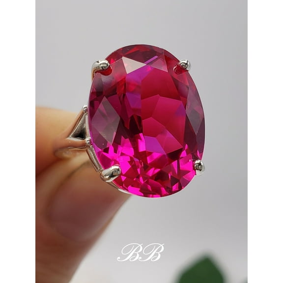 18x13mm - 20x15mm Lab Created Dark Pink Sapphire Oval Cut, 4-Prong Solitaire Ring, Sterling Silver or Gold, Made to Order, Jewelry Gift