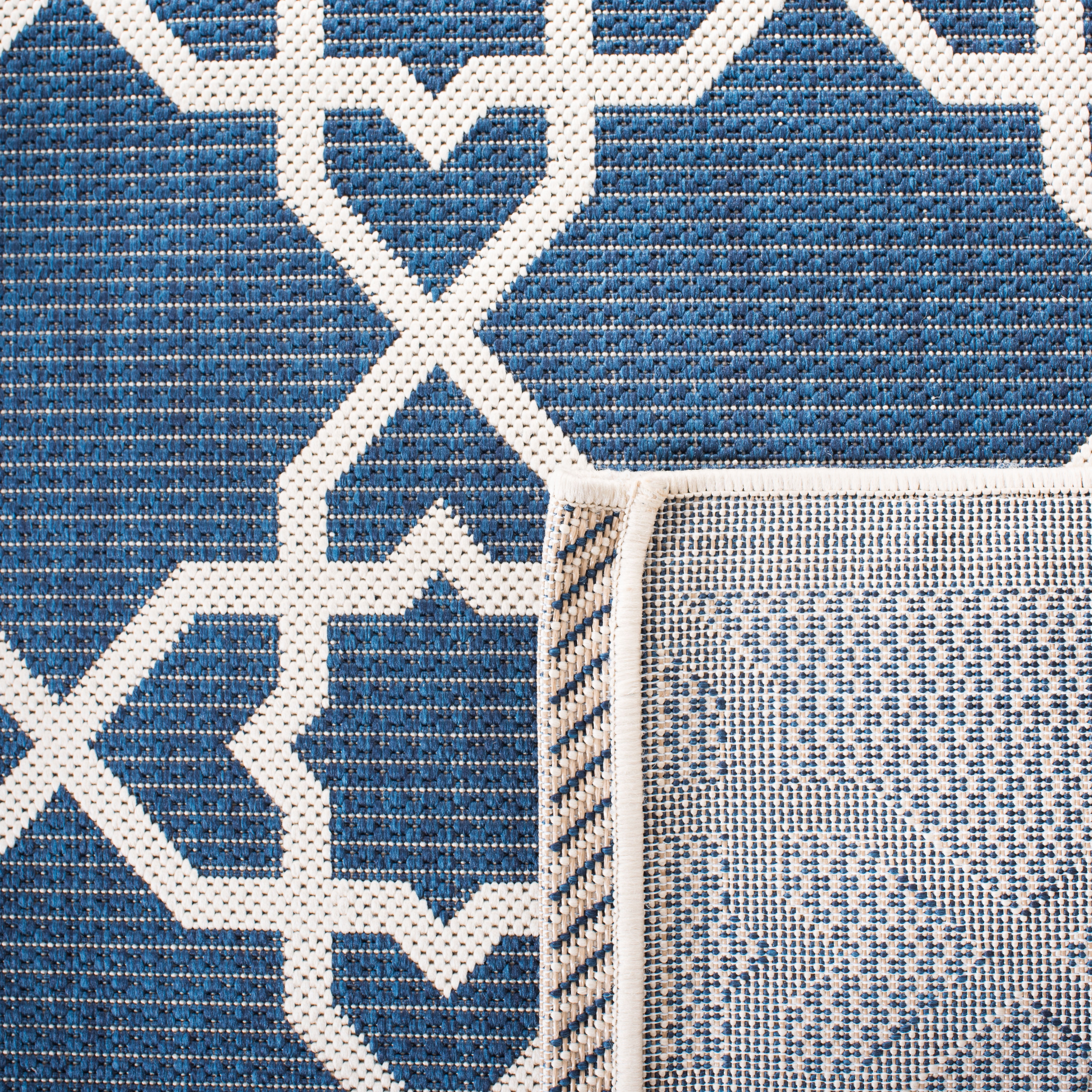 SAFAVIEH Courtyard Carol Geometric Indoor/Outdoor Area Rug, 6'7" x 9'6", Navy/Beige