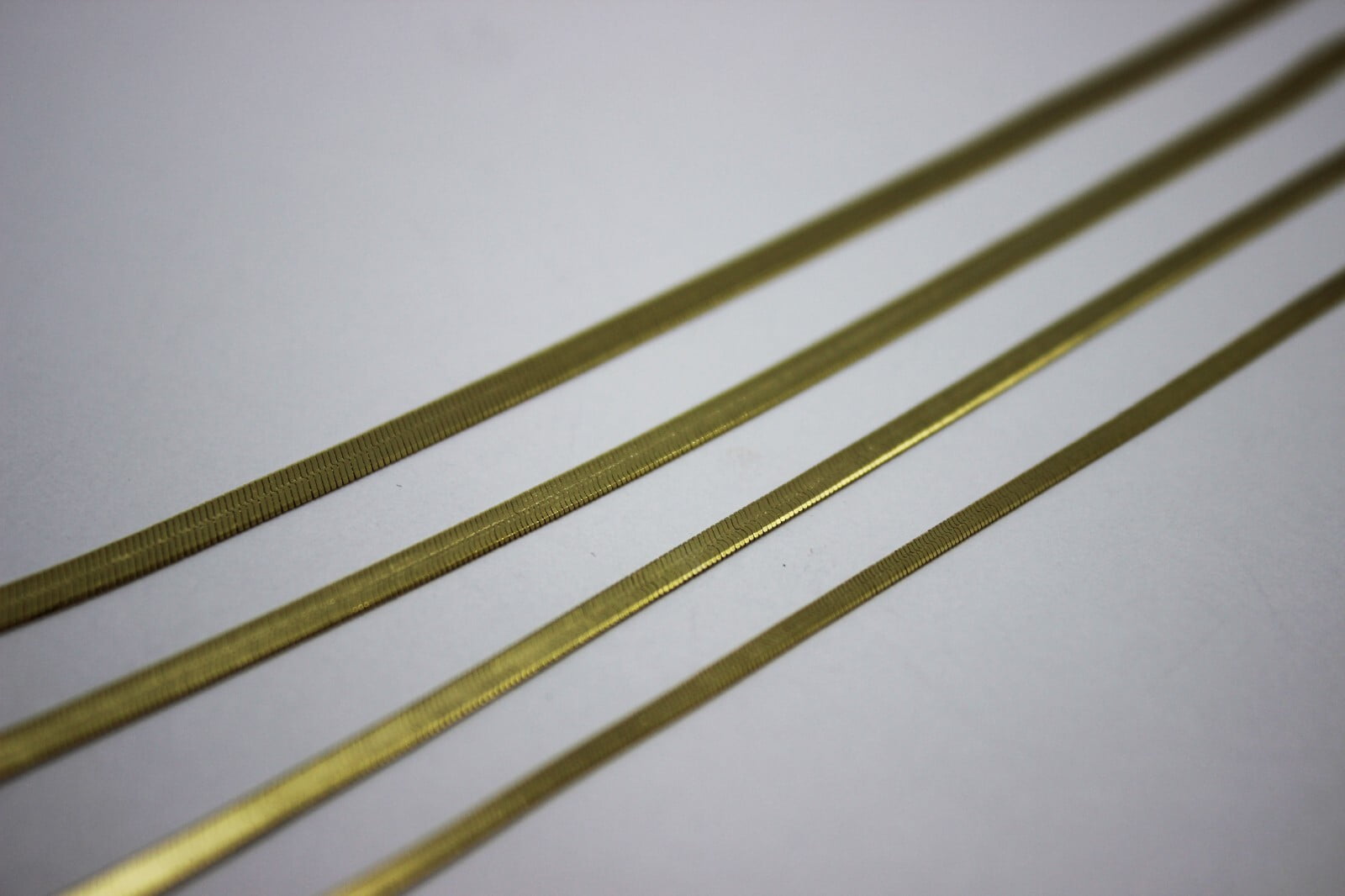 10K Yellow Gold Solid High Polish Herringbone Chain Necklace