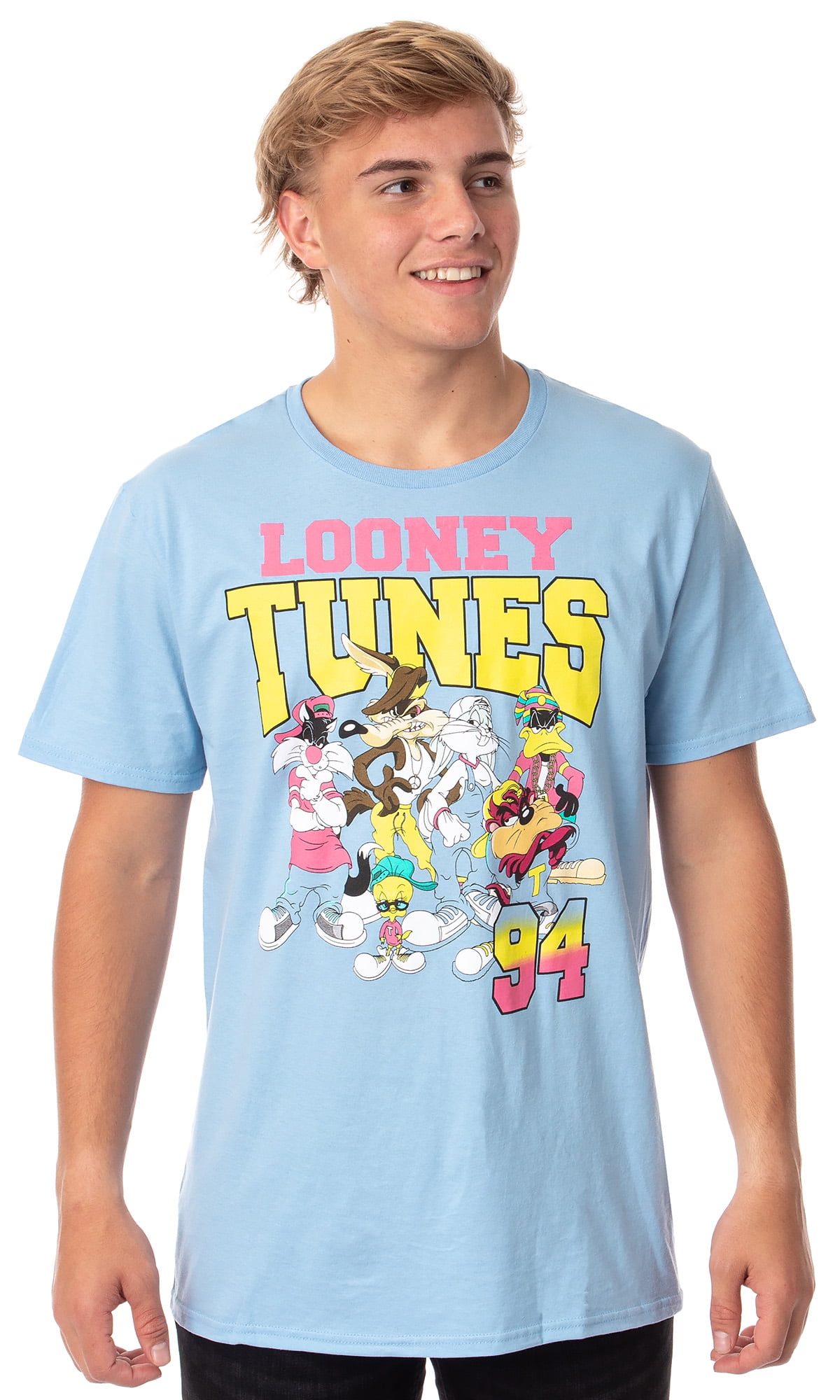 Tunes Characters In 90s Streetwear Graphic Design T-Shirt (3XL) -