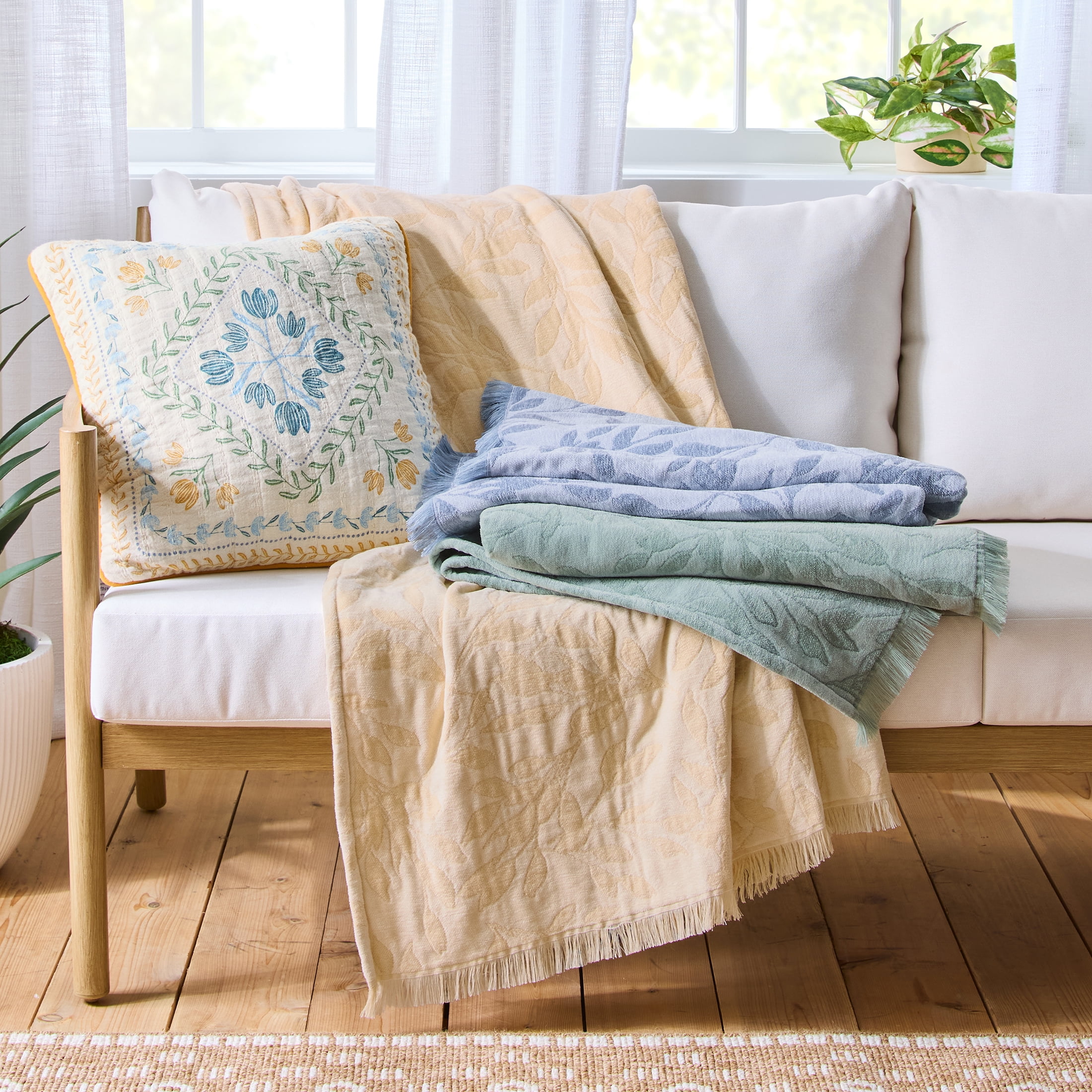 Better Homes & Gardens Woven Chenille Botanical Throw Blanket, Green River, 50x72 Inches