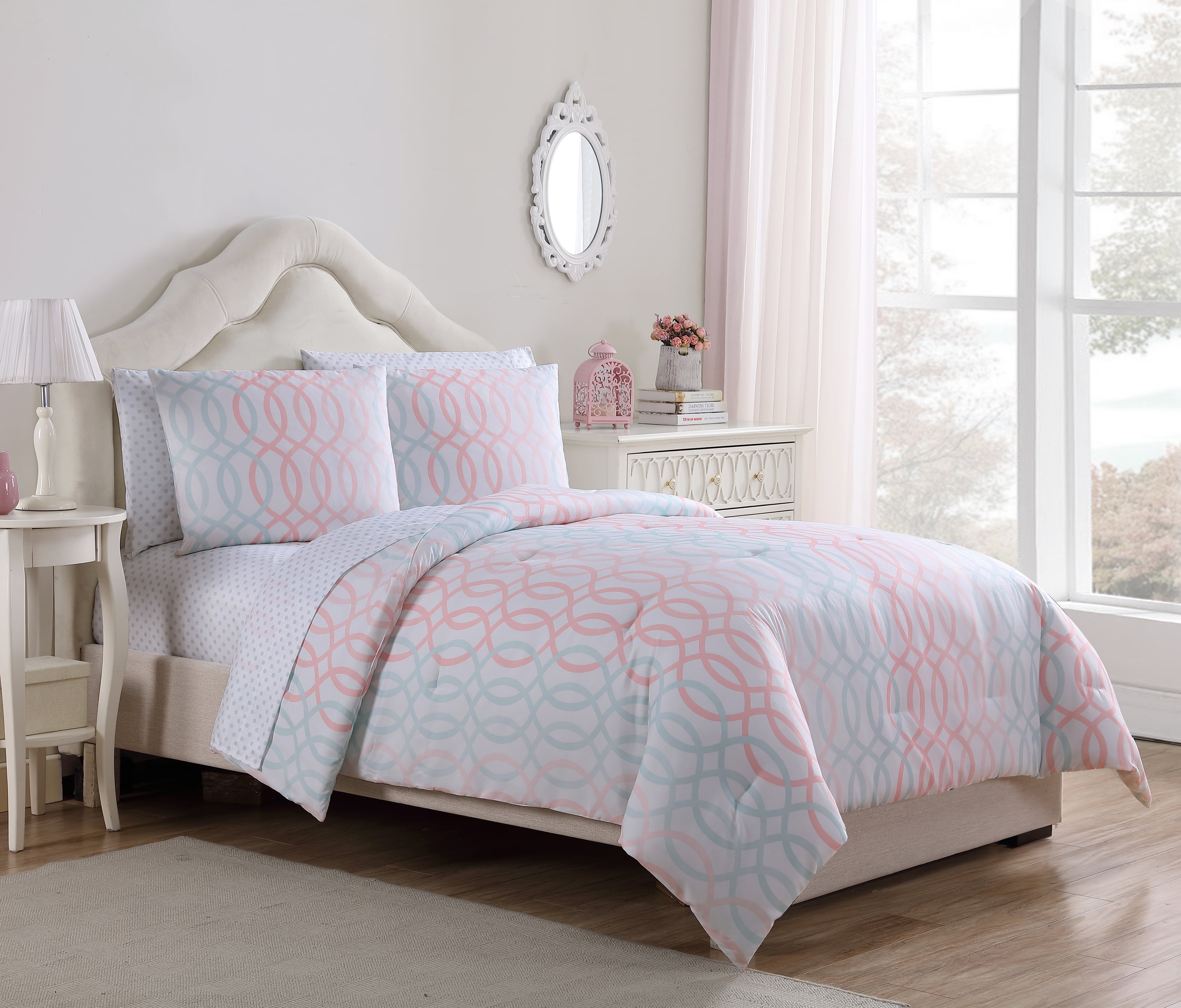 VCNY Home Blush/Grey Lauren Kids Bed in a Bag Set with Printed Sheets