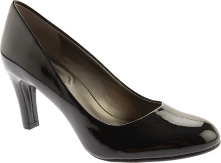 bandolino patent leather pumps