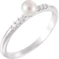 thumbnail image 1 of Sterling Silver Freshwater Cultured Pearl & .05 CTW Diamond Ring - Size 7, 1 of 1