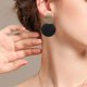 thumbnail image 2 of Pendientes de moda de oro y metal negro para mujer. JAMW Sencillez, 2 of 5
