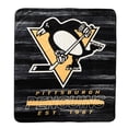 thumbnail image 1 of Couverture de luxe en velours des penguins de pittsburgh de la LNH, 1 of 6