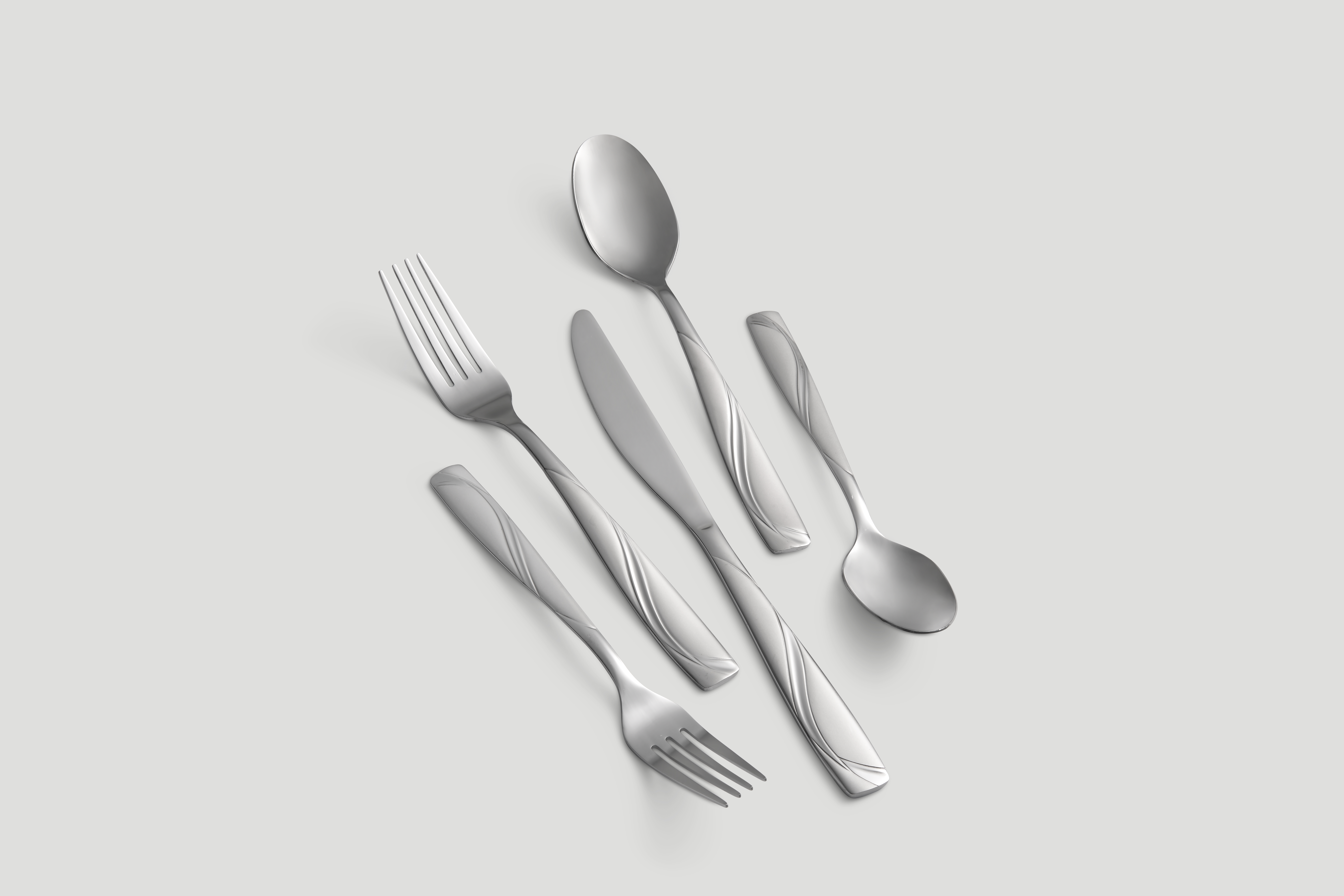 Cambridge Silversmiths Mercado Sand 20-Piece Flatware Set photo 6