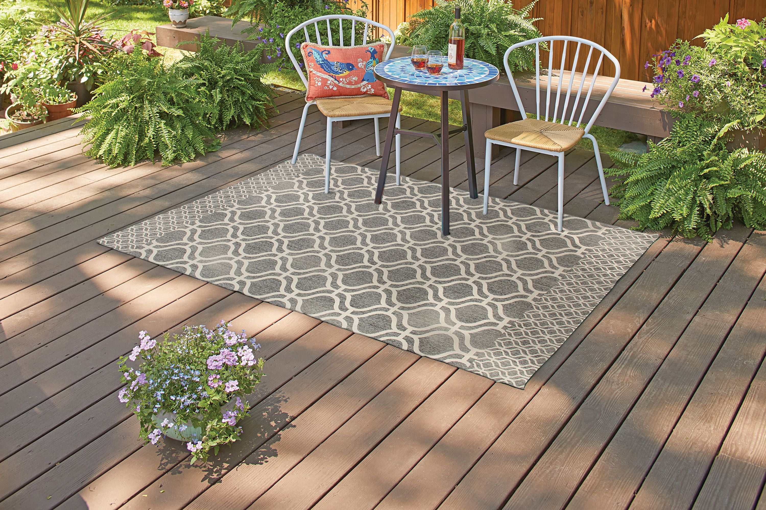 Better Homes & Gardens 6' x 9'" Bordered Ogee Indoor Outdoor Area Rug