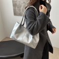 thumbnail image 2 of Diseño original de bolso tote, este año está de moda en la moda小众 de Japón y Corea, gran capacidad para el uso diario, transporte y clases, bolso de hombro., 2 of 10