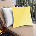 thumbnail image 1 of Ahgly Company Color Focus Yellow Coussin Décoratif d'Extérieur, 18 Po X 18 Po, 1 of 6