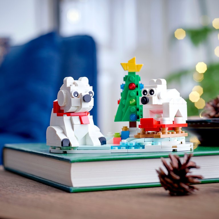 LEGO Wintertime Polar Bears 40571 Christmas D cor Building Kit