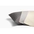 thumbnail image 3 of Funda de almohada GroundLuxe Grounding de algodón orgánico, color gris Queen, 3 of 9