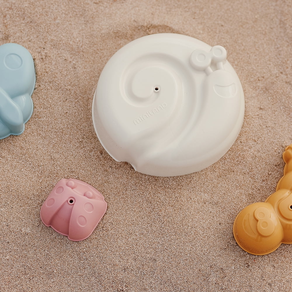 Miniland ECO Sand Molds. Toy for children with set of 4 pieces of figures from the sea to play in the sand or even with snow