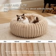 thumbnail image 4 of Cama para Gatos Bedsure Donut para Gatos de Interior y Perros Pequeños, 4 of 8