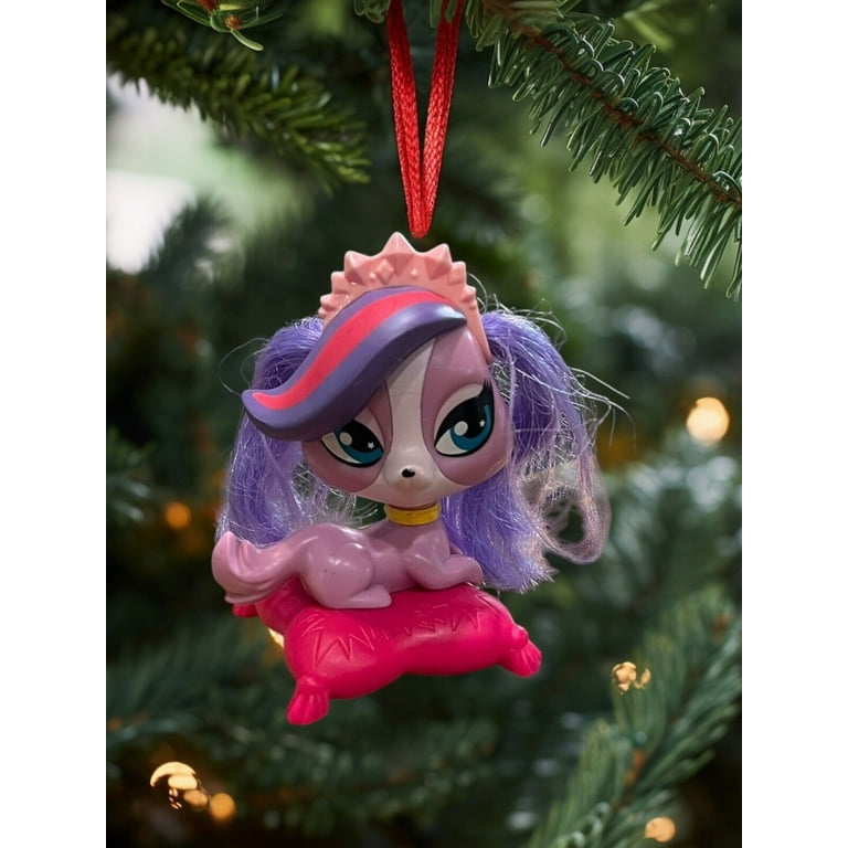 Ornament Littlest Pet Shop 2012 #1 Zoe Trent Purple Dog Pillow