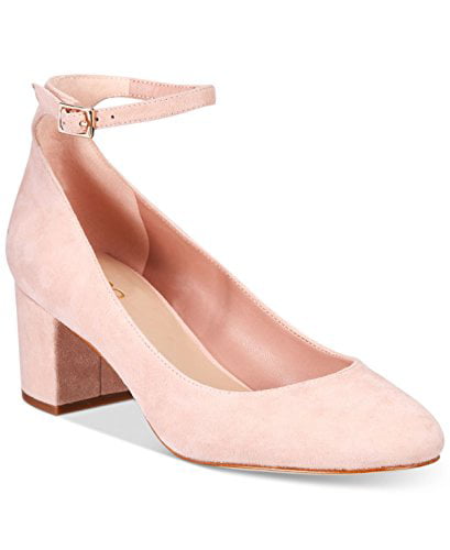 light pink heels closed toe