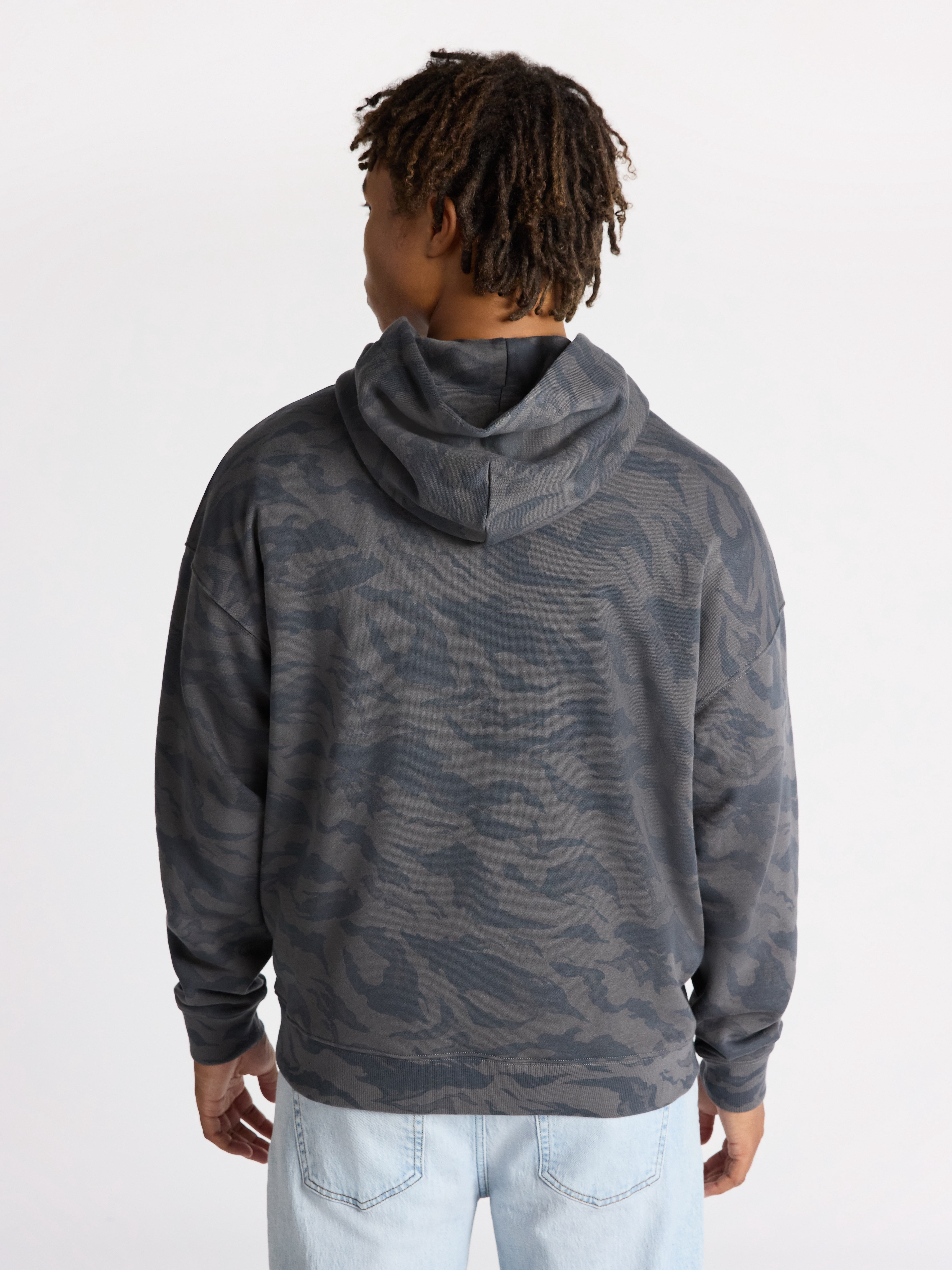 No Boundaries Oversized Hoodie with Long Sleeves, Men's & Big Men's